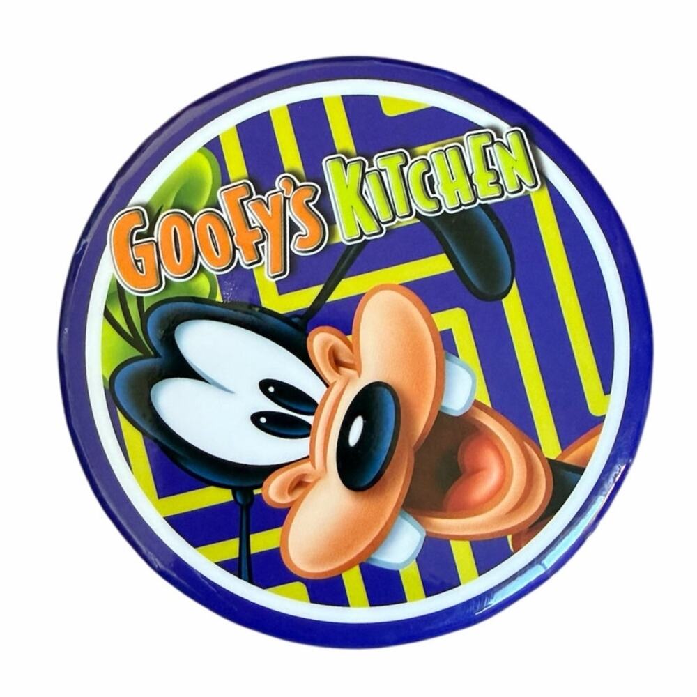 Disney Disneyland Goofy's Kitchen Collectible Collector's Souvenir Button Pin